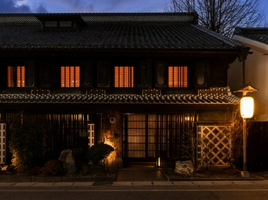 明治中期に建てられた【光屋】の母屋を活かした格式ある日本料理