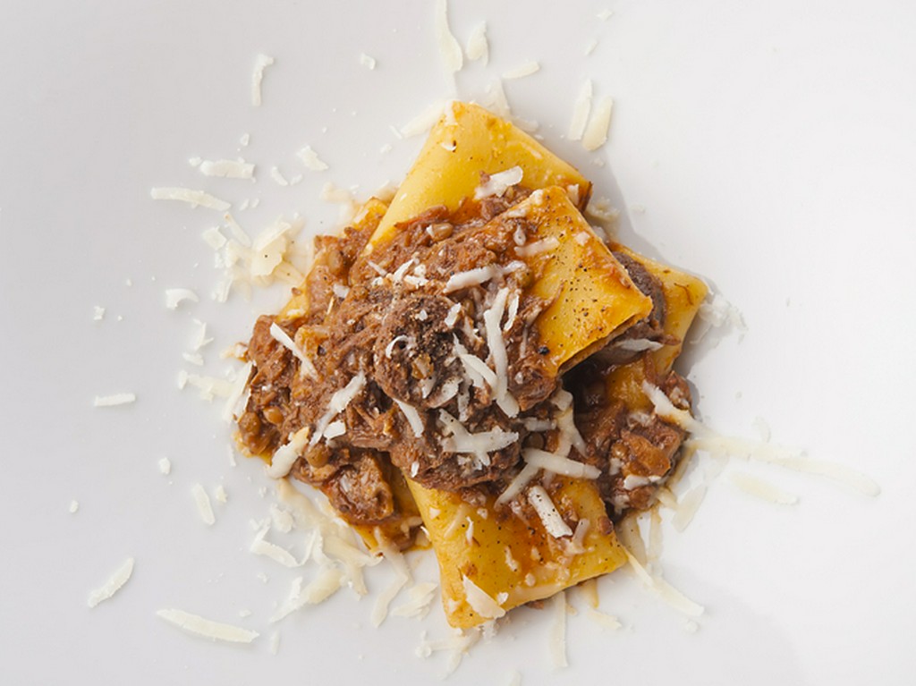 エゾ鹿肉の自家製サルシッチャのラグー、パッケリ