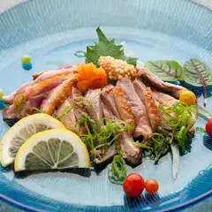 大和肉鶏ももタタキ