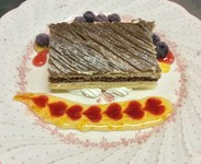 甘さを控えた渋皮タイプのモンブランです。