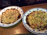 鉄板、ステーキハウスなどに行くと必ず
付き物として有るガーリックライス。
食べやすく仕上げて見ました。