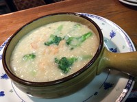 クリームソースをベースにして
チーズとの相性を考え作る1品です。
