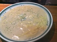 美味しいゴルゴンゾーラのパスタに出会えないと言われます。
チーズの特徴を把握して物により味が匂いが全く違いますから
その場、その場で臨機応変にチーズに対応しますと常に
美味しい味わいになります。