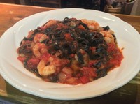 コンサントレを加え旨みとコクの味増ししたトマトソースにタリオリーニの生麺が良く合います。フレンチの仕上げです。