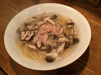 美味しいスープスパゲティ。ツナの味がスープにしみつき一段と濃い味わいになります。お酒を飲んだ後のスープスパゲティ。