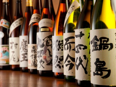 定番ものから、探していた銘柄まで品揃え豊富な日本酒も魅力