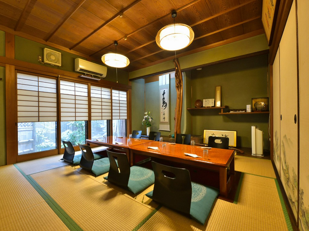 完全個室の和風のお部屋は、特別な日のお祝いに最適