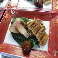 。
内容は季節により変わります。