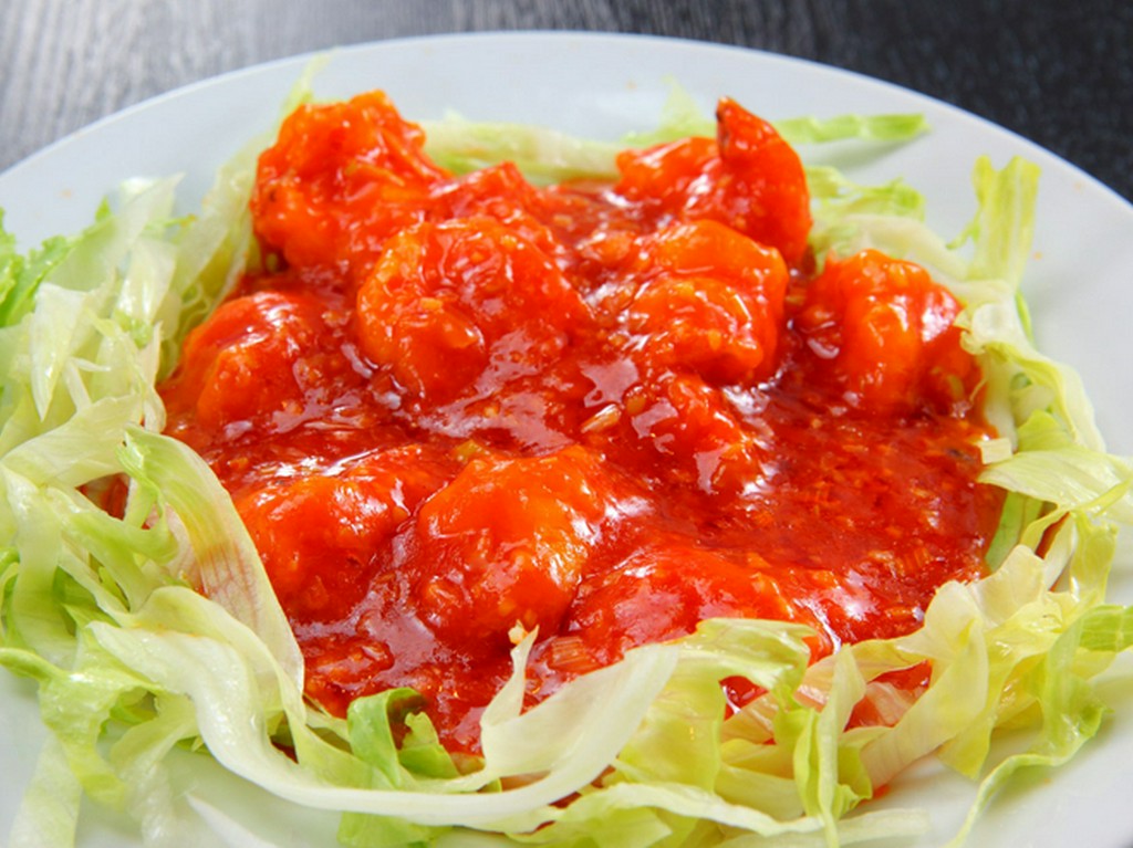 香辛料の個性が際立つ、辛さ・深み・旨みを堪能できる料理