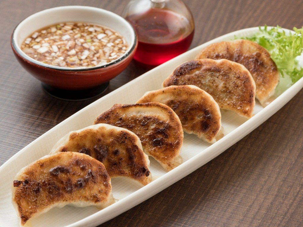 厚めの生地でしっかりと包み込んだ『紅麹屋特製餃子』