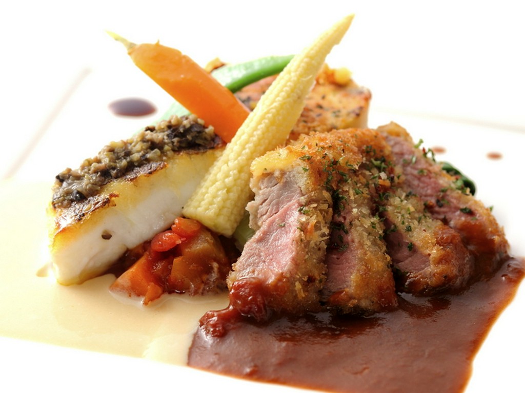 『シェフおまかせランチコース』平日限定ランチ！メインはお魚料理とお肉料理の2種盛り合わせ