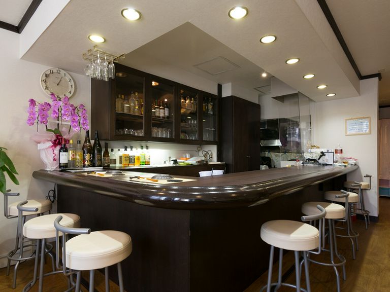 全ての料理を一人前からオーダー可能! 一人でも心地よいお店