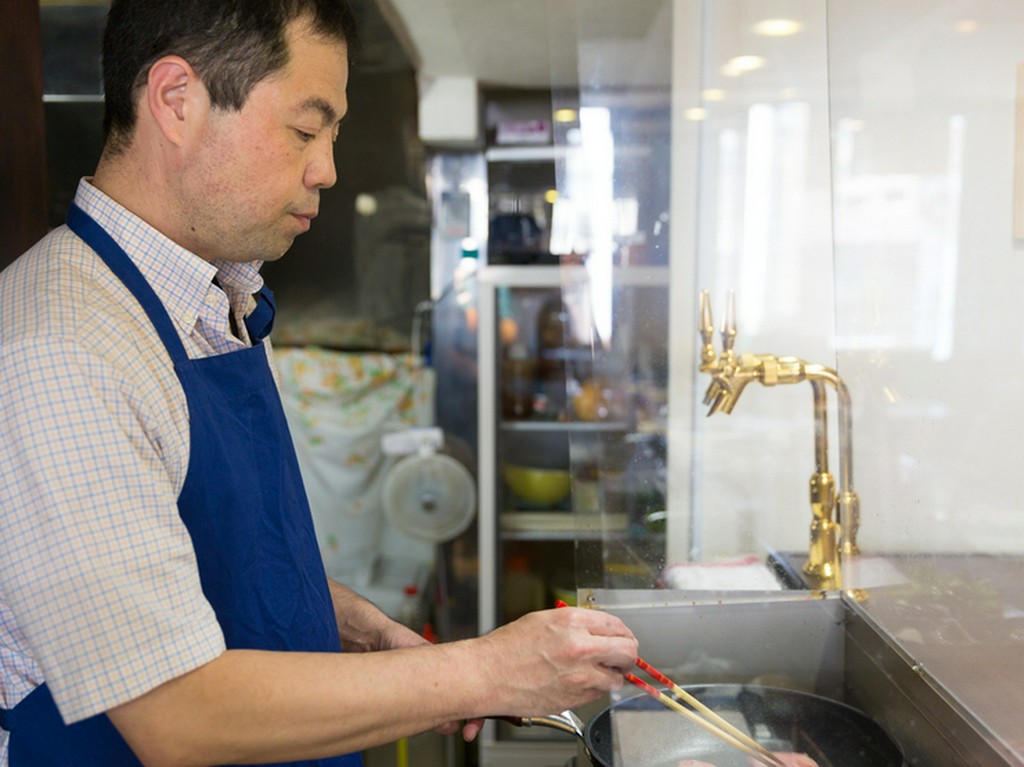 一人一人のお客様を大切に、心を込めた料理でもてなす店主