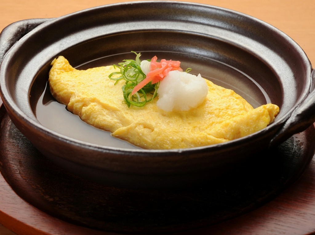 新鮮なおいしい地卵を贅沢に使った『泰山寺地卵だし巻き風オムレツ』