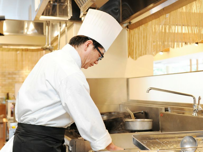 常にお店全体を俯瞰し、足りないサービスがないように心がける