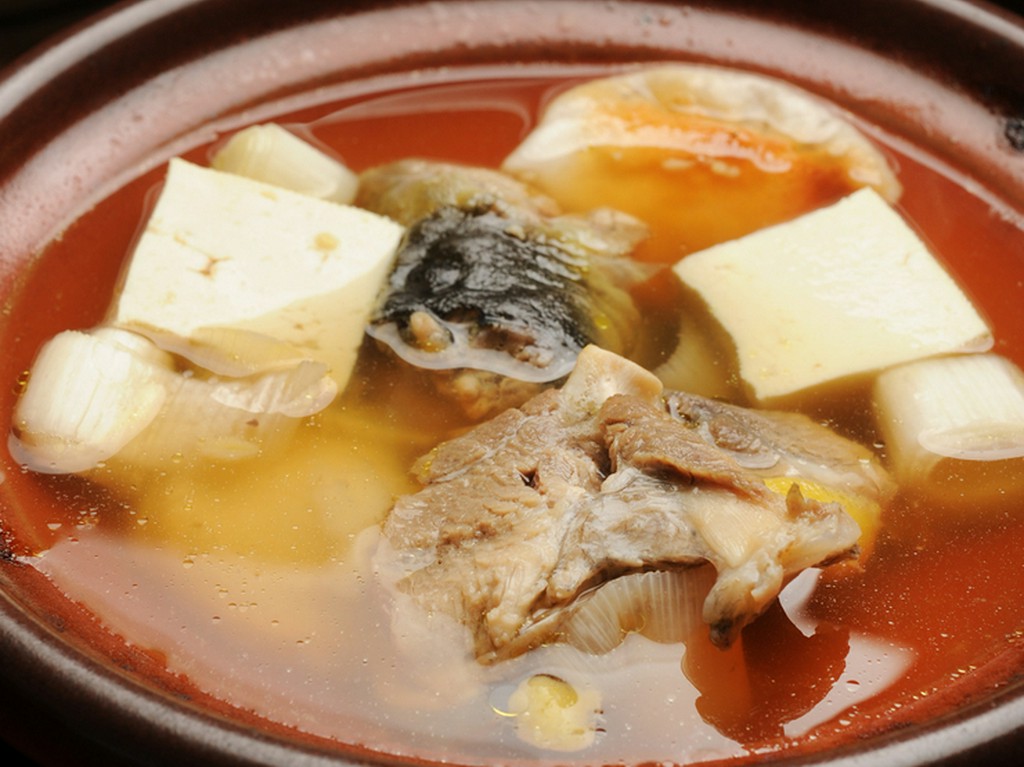 旨みが凝縮された上品な出汁が絶品『すっぽんの丸鍋』