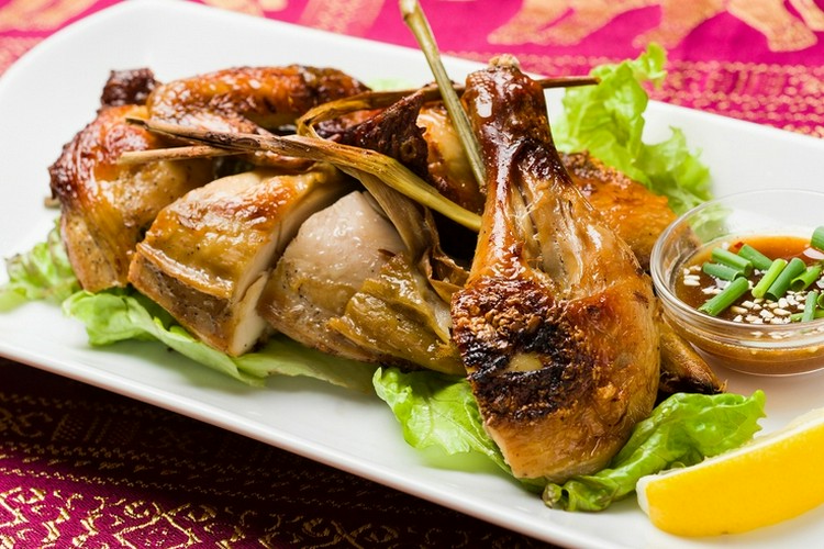THAIFOOD DINING&BAR マイペンライ 伏見/タイ・ベトナム料理 ネット