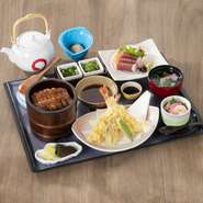 ＜うなぎの量：約1/2匹　ごはんの量：200g＞ミニひつまぶし、大海老天ぷら、刺身2種盛、茶碗蒸し、デザート
