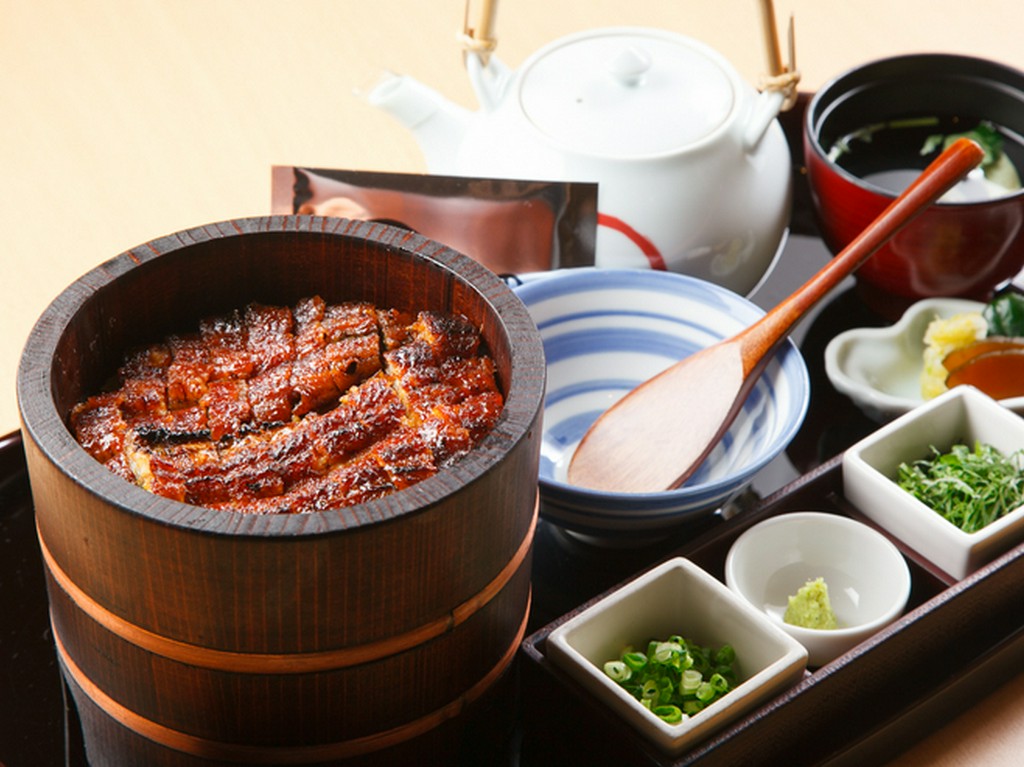 『上ひつまぶし（吸物付）』お櫃にぎっしりとつまった鰻と秘伝のたれを堪能！