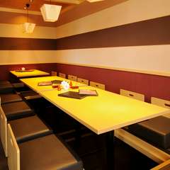 掘りごたつのお座敷は、法事、慶事、会食にぴったり