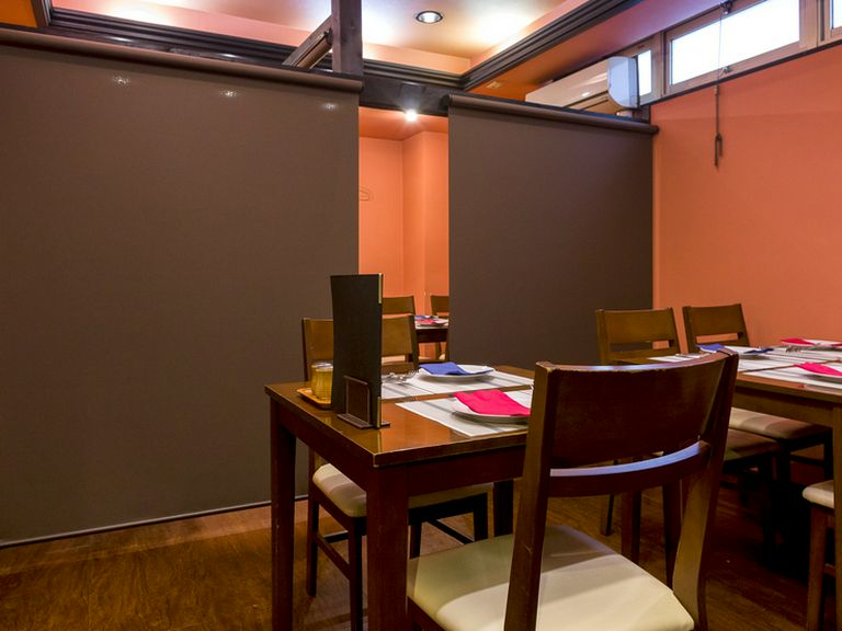 2名〜10名までの半個室を完備、大切な時間を安心して過ごせます