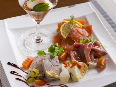 オードヴル盛り合せ(5点)