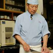 高品質な食材を厳選し、誰もが美味しいと感じられるハイクオリティな料理をゆったりと楽しくお召し上がりいただけるよう心掛けています。当店は遠方からのお客様も多いので、旅の疲れを癒していただけたら幸いです。
