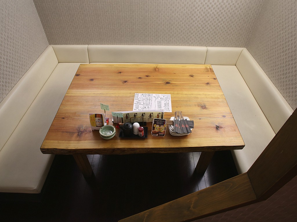 個室で気兼ねなくくつろぐのもオススメ。宴会、女子会に