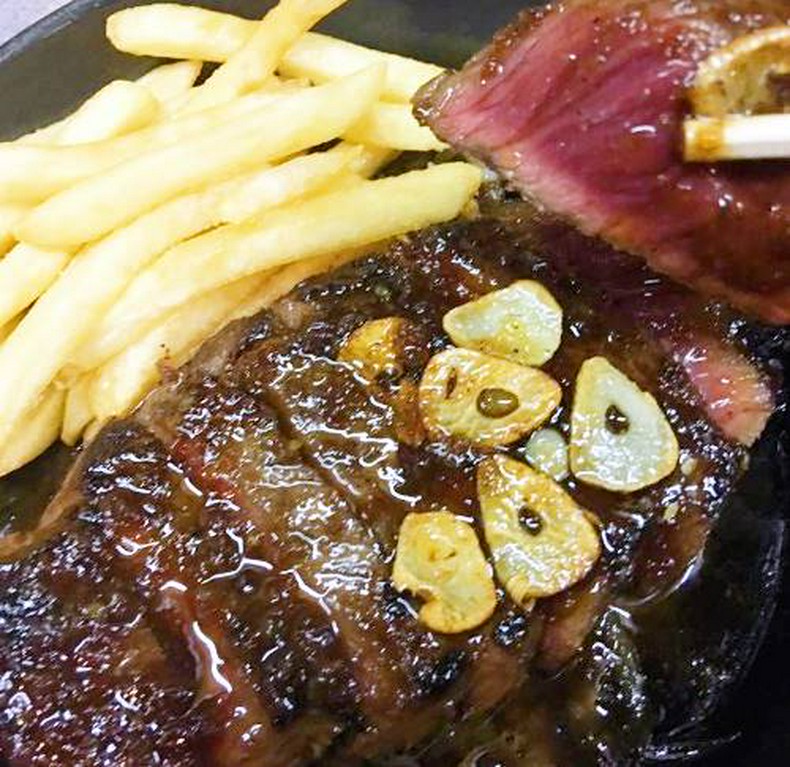 【大人気御礼!!】きん肉マンステーキ