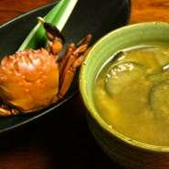 大将がツガニ(モズク蟹)を夏～秋にとりゆうき
ツガニ汁は1年中あるきね♪