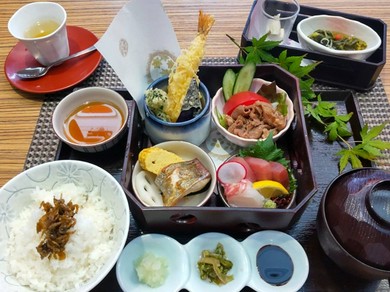 限定ランチ　優   <要予約 >             