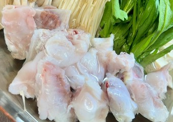 熊本県天草産の高品質なフグを使用した『特選フグ会席』