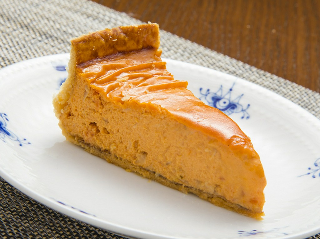 究極に柔らかい食感が感動的な『フルーツトマトのキッシュ』