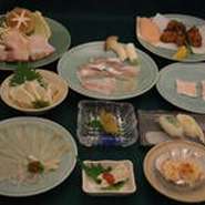 完全予約制。料理は店主におまかせ下さい。