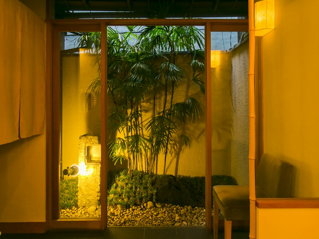 京都のはんなりと江戸の粋の両方を感じていただけると思います