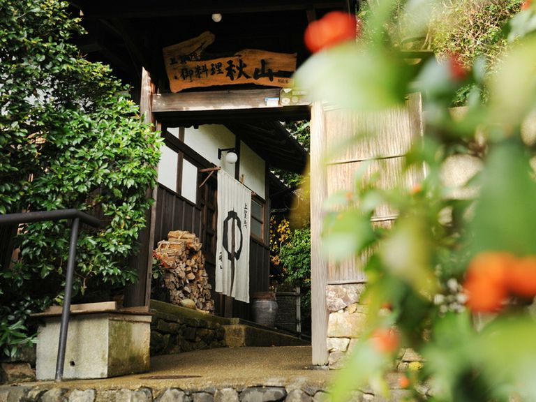 古民家の佇まいをそそのままに。侘びた風情が魅力