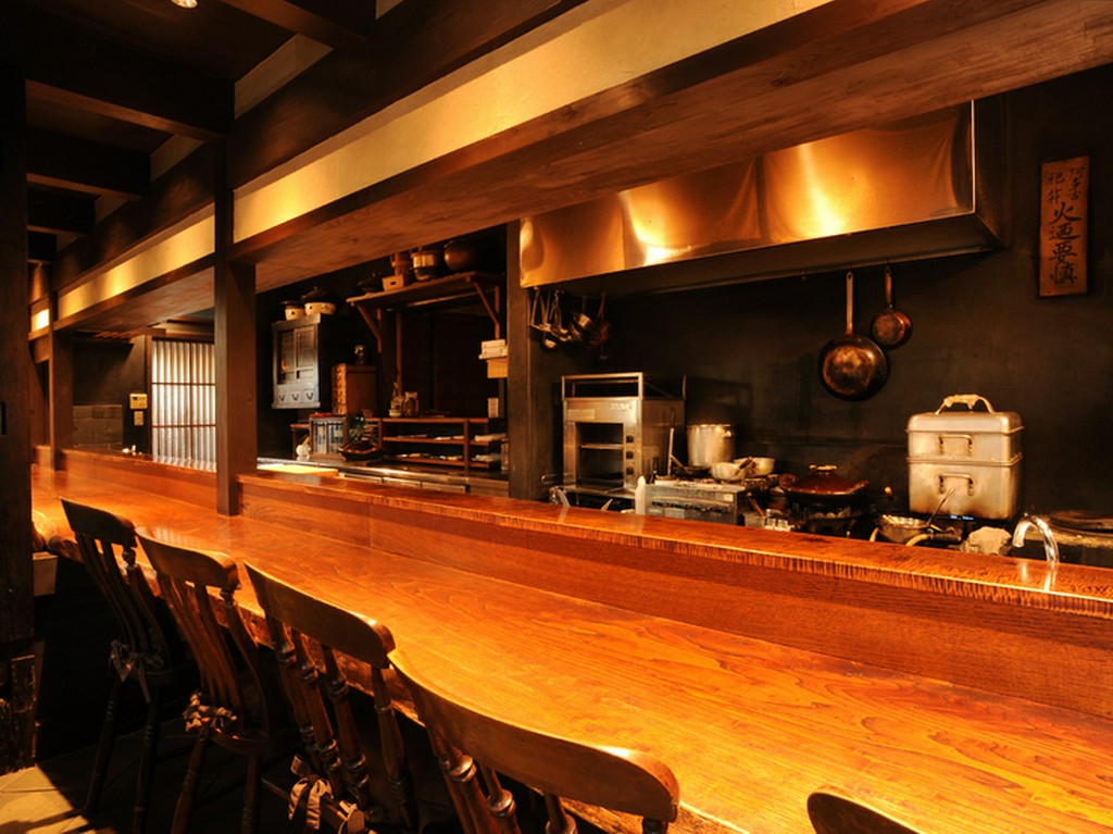 クオリティーの高さを求める地元客がこぞって名をあげる理由