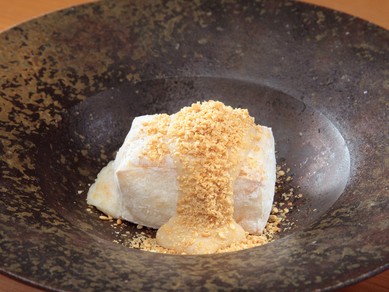 女性にうれしい無添加メニュー『焼胡麻豆腐』