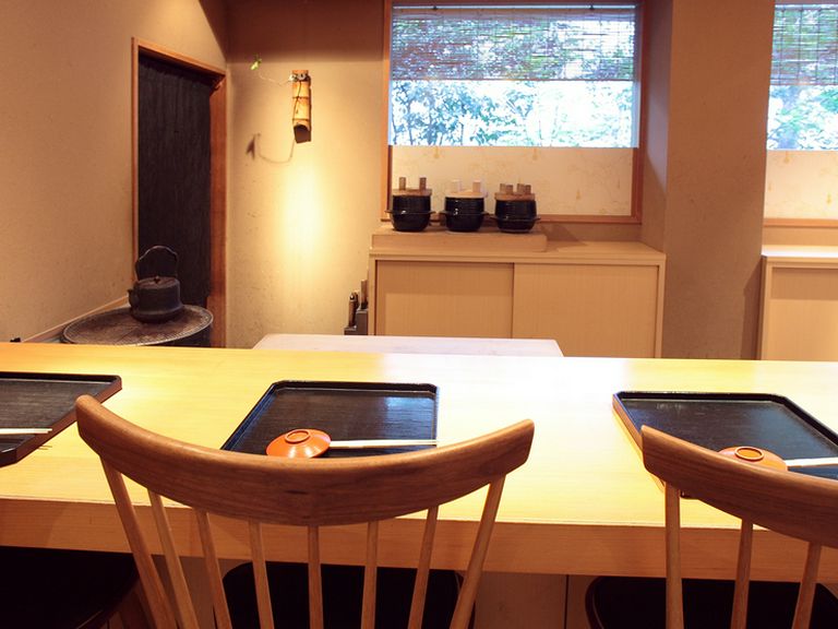 星付き店で味わう季節を感じる料理で、大切な人をおもてなし