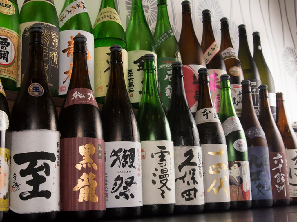 人気の銘柄から珍しいお酒、豊富な品ぞろえが自慢の「日本酒」