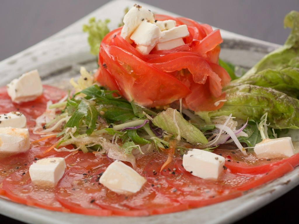 新鮮なトマトをさっぱりと『クリームチーズとトマトサラダ』