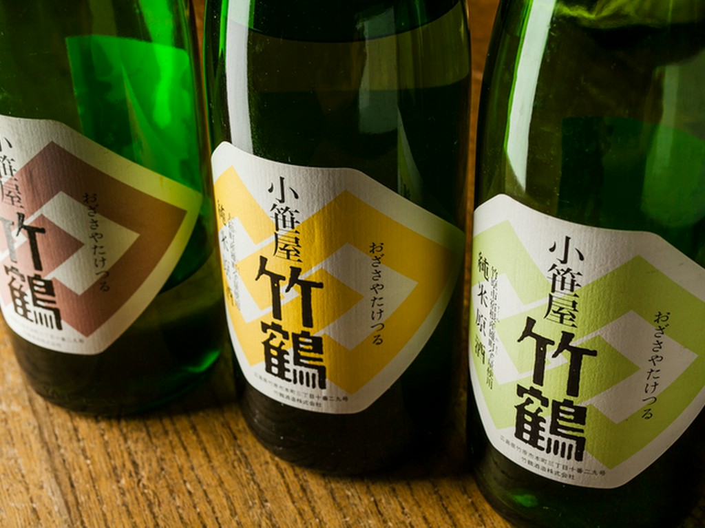 日本酒は店主が惚れ込んだ銘酒『竹鶴』一本
