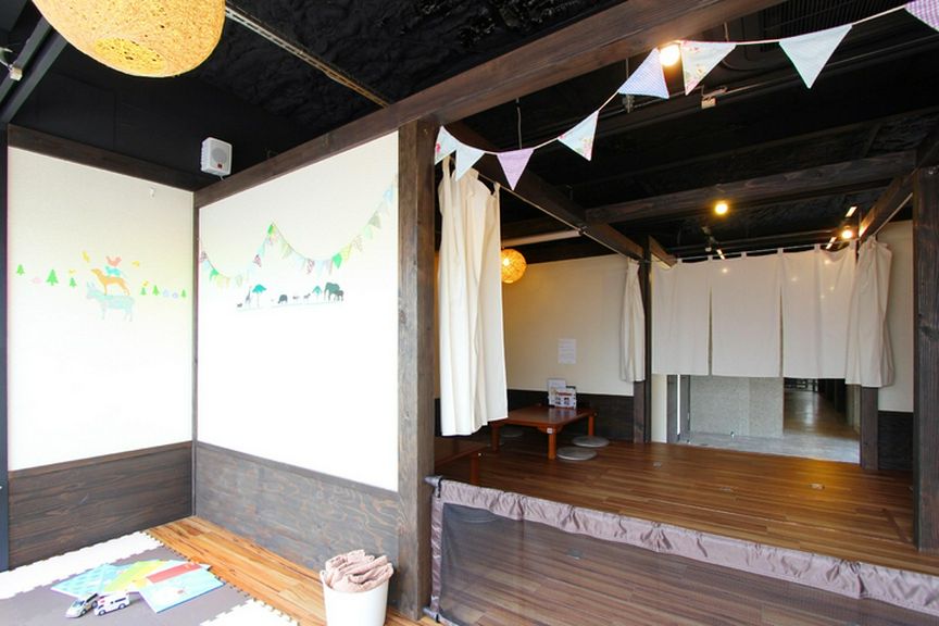 子ども連れでも料理を楽しんでもらうためのサービス盛りだくさん