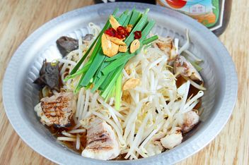 Popular Seafood Bar Waon