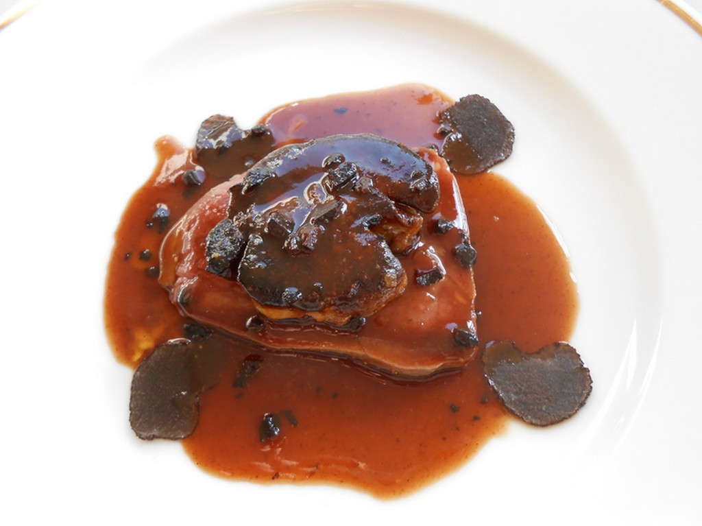 ローストビーフとフォアグラのロッシーニ