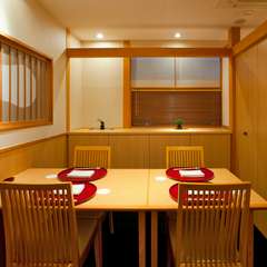 洗練された個室と品格のあるお料理で、大切な方をおもてなし