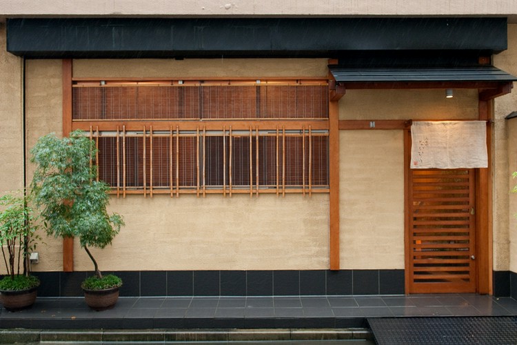 人形町 鮨 なかむら>