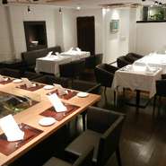 小組数しかない、静かなお席です。