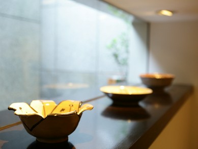 常に300種類以上のワインを揃え、好みに合う1本をセレクト