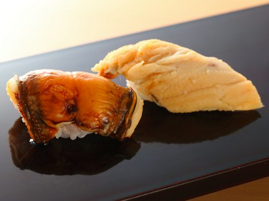 ふっくらとした食感で人々を魅了し続ける『煮穴子』